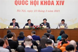 Tổng Thư ký, Chủ nhiệm Văn phòng Quốc hội Nguyễn Hạnh Phúc chủ trì họp báo. (Ảnh: Dương Giang/TTXVN) 