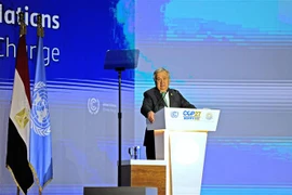 Tổng Thư ký Liên hợp quốc Antonio Guterres phát biểu tại COP27 ở thành phố Sharm El-Sheikh, Ai Cập ngày 7/11/2022. (Ảnh: AFP/TTXVN) 