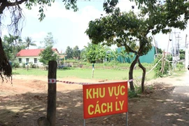 Phong tỏa khu vực sinh sống của bệnh nhân mắc COVID-19 tại xã Đắk Liêng, huyện Lắk. (Ảnh: Tuấn Anh/TTXVN) 