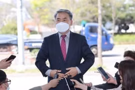 Bộ trưởng Quốc phòng Hàn Quốc Lee Jong-sup. (Ảnh: YONHAP/TTXVN) 