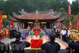 [Video] Lễ giỗ Đức Quốc Tổ Lạc Long Quân và tưởng niệm Tổ Mẫu Âu Cơ