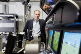 Ông Ortberg, với kinh nghiệm dày dặn trong ngành hàng không vũ trụ, được kỳ vọng sẽ đưa Boeing vượt qua giai đoạn khó khăn này. (Nguồn: Bloomberg/Getty Images)