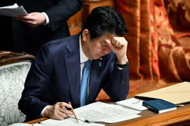 Thủ tướng Nhật Bản Abe Shinzo tại phiên họp Quốc hội ở Tokyo ngày 6/3/2020. (Nguồn: AFP/TTXVN)