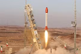 Iran thông báo đã phóng vào không gian một tàu vũ trụ có khoang chứa người. (Nguồn: Reuters)