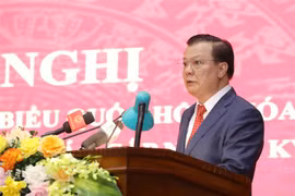 Ông Đinh Tiến Dũng, Bí thư Thành ủy, Trưởng ban Chỉ đạo cuộc bầu cử đại biểu Quốc hội khóa XV và đại biểu Hội đồng Nhân dân các cấp nhiệm kỳ 2021-2026 thành phố Hà Nội, phát biểu chỉ đạo hội nghị. (Ảnh: Nguyễn Điệp/TTXVN) 