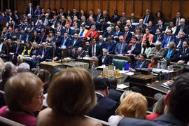 Quang cảnh một phiên họp Hạ viện Anh ở London. (Ảnh: AFP/TTXVN)