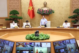 Thủ tướng chủ trì hội nghị triển khai Nghị quyết về phòng, chống dịch