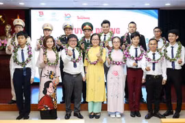 Các gương mặt trẻ Việt Nam tiêu biểu và triển vọng năm 2019 tại Lễ tuyên dương. (Nguồn: TTXVN) 