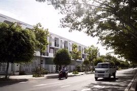 Không gian đô thị hiện đại trong khu lấn biển thành phố Rạch Giá. (Ảnh: Hồng Đạt/TTXVN) 