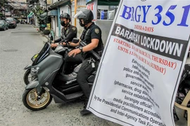 Cảnh sát làm nhiệm vụ tại Manila, Philippines. (Nguồn: THX/TTXVN) 