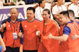 Vận động viên Hà Thị Linh giành huy chương Vàng môn Boxing ở hạng cân 60-63kg. (Ảnh: TTXVN)