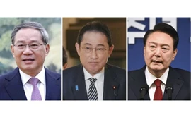 Tổng thống Yoon Suk Yeol (phải) sẽ hội đàm với Thủ tướng Trung Quốc Lý Cường (trái) và Thủ tướng Nhật Bản Fumio Kishida (giữa) vào ngày 27/5. (Nguồn: EPA)