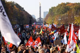 Người biểu tình ở Berlin, Đức. (Nguồn: Reuters)