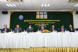 Hội đồng giải quyết khiếu nại thuộc NEC điều hành phiên điều trần sáng 27/7. (Ảnh: Hoàng Minh/TTXVN)