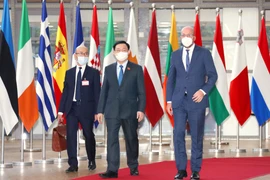 Chủ tịch Quốc hội Vương Đình Huệ hội kiến Chủ tịch Hội đồng châu Âu