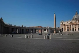 [Video] Thế giới công giáo đón Lễ phục sinh trong hoang vắng