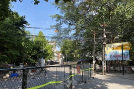 [Photo] Hà Nội: Ninh Hiệp lập chốt, giãn cách toàn bộ xã