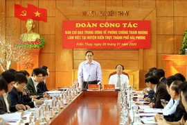 Ông Phạm Minh Chính, Uỷ viên Bộ Chính trị, Bí thư Trung ương Đảng, Trưởng Ban Tổ chức Trung ương, Ủy viên Ban Chỉ đạo Trung ương về phòng chống than nhũng làm Trưởng đoàn, phát biểu tại buổi làm việc. (Ảnh: Phương Hoa/TTXVN) 