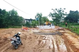 Hiện trường nơi xảy ra vụ đuối nước thương tâm tại huyện Tuyên Hóa, Quảng Bình. (Ảnh: TTXVN phát)