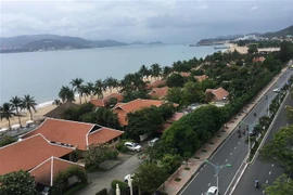 Khu du lịch nghỉ mát Ana Mandara Nha Trang (Khánh Hòa) có diện tích trên 28.000m2, chắn tầm nhìn ra biển sẽ bị thu hồi vào cuối năm 2021. (Ảnh: Thanh Vân/TTXVN)