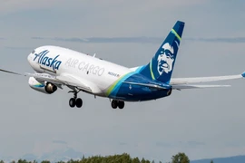 Alaska sẽ trả 18 USD tiền mặt cho mỗi cổ phiếu của Hawaiian. (Nguồn: Alaska Airlines)