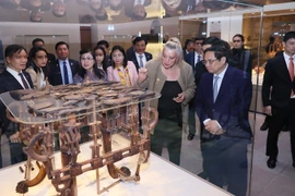 Thủ tướng Phạm Minh Chính và Phu nhân thăm Bảo tàng Anatolian. (Ảnh: Dương Giang/TTXVN)