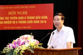 Trưởng Ban Tuyên giáo Trung ương Võ Văn Thưởng phát biểu chỉ đạo hội nghị. (Ảnh: Phương Hoa/TTXVN)