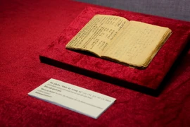 Tác phẩm “Nhật ký trong tù” của Chủ tịch Hồ Chí Minh. (Ảnh: Thành Đạt/TTXVN) 