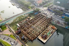 Một công trường thi công dự án chống ngập ở Thành phố Hồ Chí Minh. (Ảnh: Trần Xuân Tình/TTXVN)