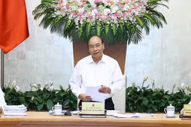 Thủ tướng Nguyễn Xuân Phúc phát biểu tại phiên họp Chính phủ. (Ảnh: Thống Nhất/TTXVN)