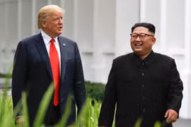 Tổng thống Mỹ Donald Trump và nhà lãnh đạo Triều Tiên Kim Jong-un. (Nguồn: AP)