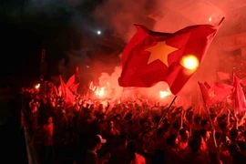 Hàng nghìn người cổ vũ cho Olympic Việt Nam trên sân Lạch Tray. Ảnh minh họa. (Ảnh: An Đăng/TTXVN)