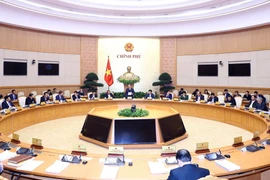 Thủ tướng Nguyễn Xuân Phúc chủ trì phiên họp Chính phủ thường kỳ tháng 12 năm 2017. (Ảnh: Thống Nhất/TTXVN)