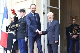 Tổng Bí thư Nguyễn Phú Trọng hội kiến với Thủ tướng Pháp Édouard Phillippe. (Ảnh: Trí Dũng/TTXVN)