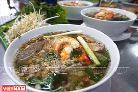Du lịch vùng sông nước miền Tây: Đậm đà hương vị hủ tíu Sa Đéc