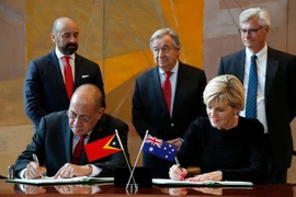 Lễ ký hiệp ước nêu trên diễn ra tại trụ sở Liên hợp quốc trước sự chứng kiến của Tổng Thư ký Liên hợp quốc Antonio Guterres vào ngày 6/3. (Nguồn: AP)