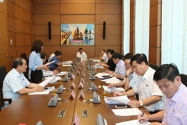 Đoàn đại biểu Quốc hội các tỉnh Hải Dương, Vĩnh Long và Quảng Nam. (Ảnh: Doãn Tấn/TTXVN)