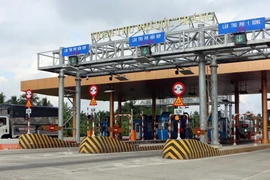 Trạm thu phí BOT Sóc Trăng trong những ngày Tết. (Ảnh: Trung Hiếu/TTXVN)