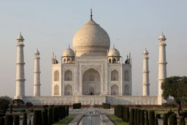 Đền Taj Mahal tại thành phố Agra, Ấn Độ. (Nguồn: AFP/TTXVN)