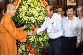 Phó Thủ tướng Trương Hòa Bình chúc mừng Đại lễ Phật đản tại Huế