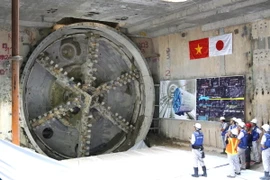 Lễ đón máy khoan hầm TBM thứ 2. (Ảnh: Trần Xuân Tình/TTXVN)