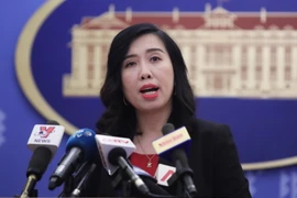 Người phát ngôn Bộ Ngoại giao Việt Nam Lê Thị Thu Hằng chủ trì họp báo. (Nguồn: TTXVN)