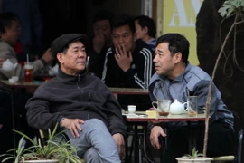 Người Hà Nội nhàn nhã trong chiều cuối năm của Đinh Dậu