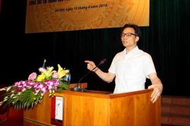 Phó Thủ tướng Vũ Đức Đam phát biểu tại hội nghị. (Ảnh: Thanh Tùng/TTXVN)