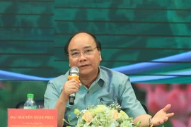 Thủ tướng Nguyễn Xuân Phúc đối thoại với nông dân tại Hải Dương