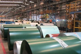 Thép mạ thành phẩm. (Ảnh: Hồng Nhung/TTXVN)