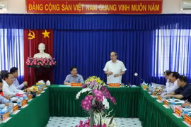 Chủ tịch Ủy ban Trung ương Mặt trận Tổ quốc Việt Nam Nguyễn Thiện Nhân phát biểu tại buổi làm việc. (Ảnh: Trung Hiếu/TTXVN)