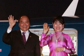 Thủ tướng Chính phủ Nguyễn Xuân Phúc và Phu nhân. (Ảnh: Thống Nhất/TTXVN)