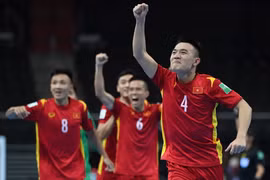 Đội tuyển futsal Việt Nam lần thứ hai vào vòng 1/8 FIFA Futsal World Cup. (Ảnh: Getty Images)