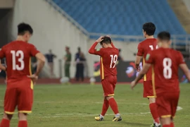 Cận cảnh tuyển Việt Nam thua Australia khi VAR không cho hưởng penalty